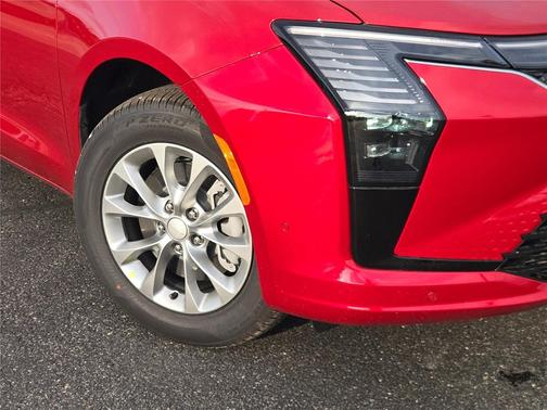 Red Hot Pearlcoat 2027 Chrysler Pacifica L