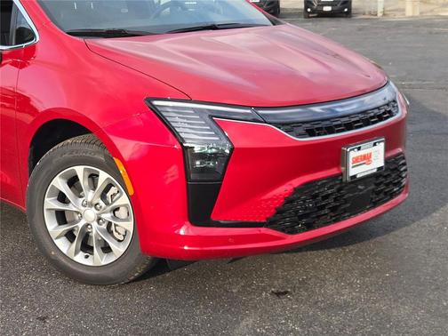 Red Hot Pearlcoat 2027 Chrysler Pacifica L