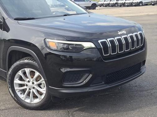 2021 Jeep Cherokee Sport