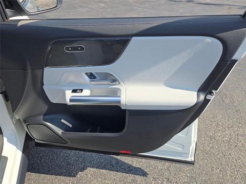 Polar White 2022 Mercedes-Benz GLA 250 4MATIC