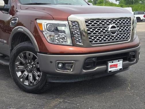 2017 Nissan Titan Platinum Reserve
