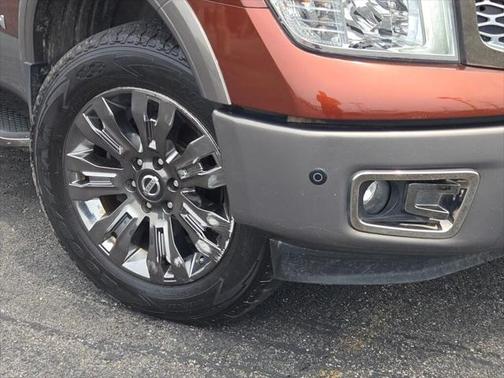 2017 Nissan Titan Platinum Reserve
