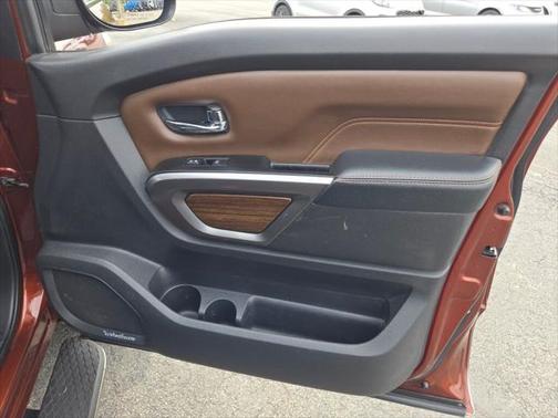 2017 Nissan Titan Platinum Reserve