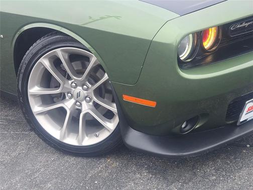 GREEN 2020 Dodge Challenger R/T
