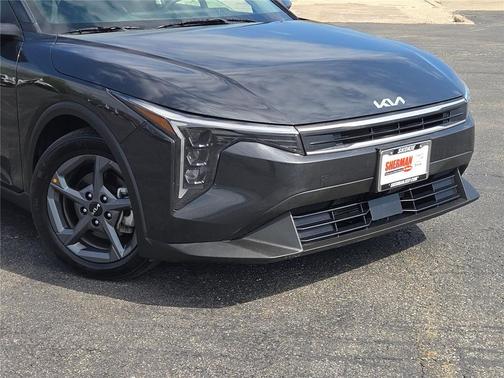 Interstellar Gray 2025 Kia K4 LXS