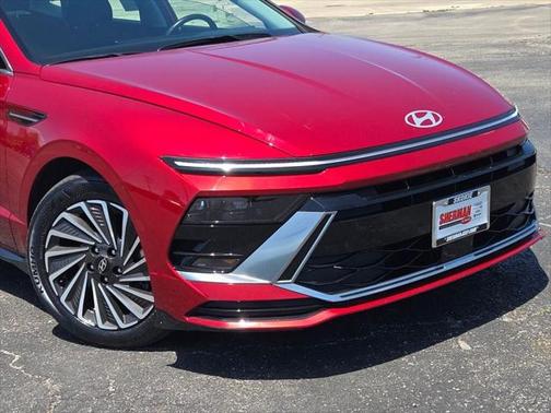 2024 Hyundai SONATA Hybrid SE