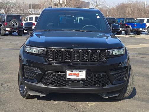 2025 Jeep Grand Cherokee Altitude
