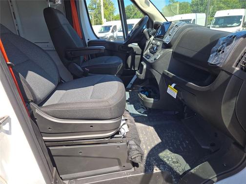 2025 RAM ProMaster 2500 Tradesman