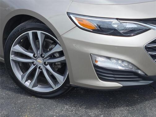 Mineral Gray Metallic 2023 Chevrolet Malibu FWD 1LT