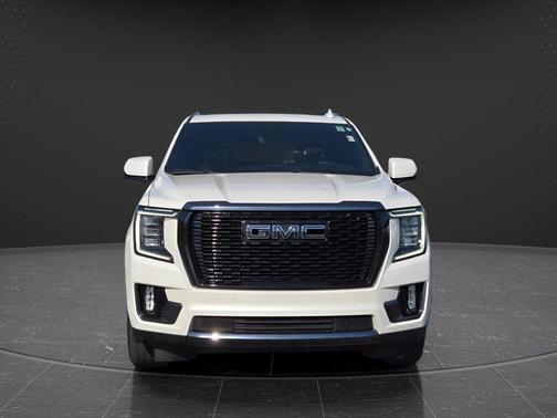 White Frost Tricoat 2023 GMC Yukon Denali Ultimate