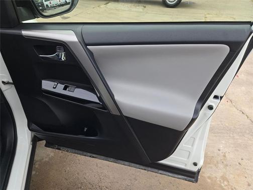 2017 Toyota RAV4 Hybrid Limited