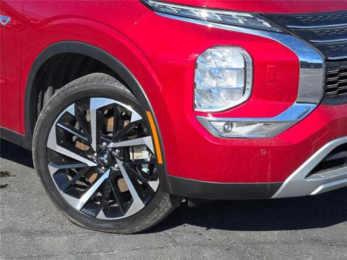 2024 Mitsubishi Outlander PHEV SE S-AWC