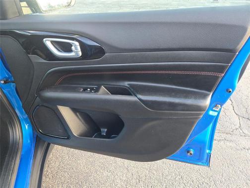 Hydro Blue Pearlcoat 2025 Jeep Compass Trailhawk