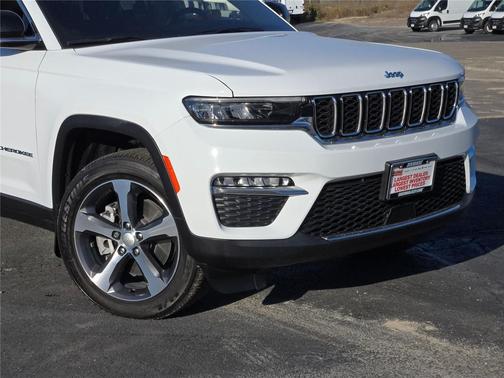 2022 Jeep Grand Cherokee 4xe Base
