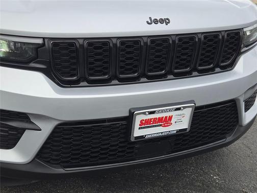 2024 Jeep Grand Cherokee Altitude