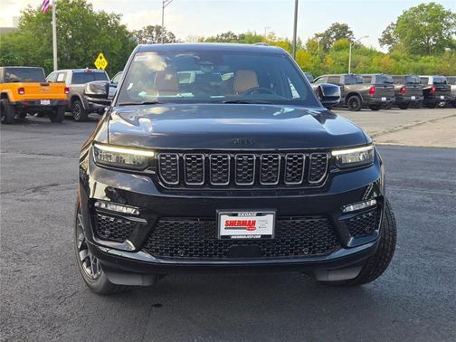 2025 Jeep Grand Cherokee Summit