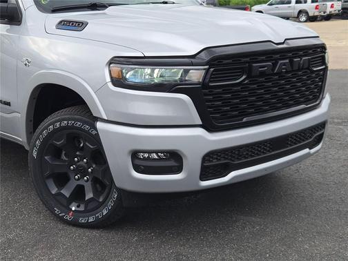 Silver Zynith 2026 RAM 1500 Big Horn/Lone Star
