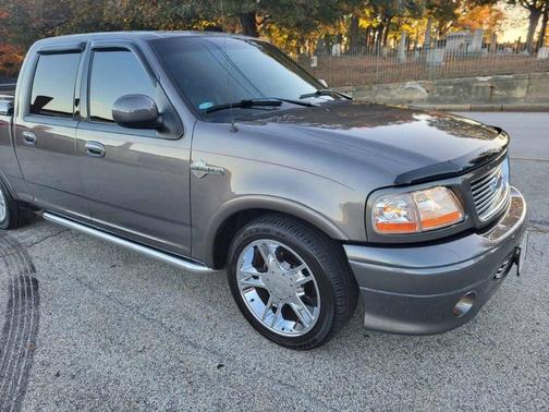 2002 Ford F-150 Harley-Davidson Crew Cab