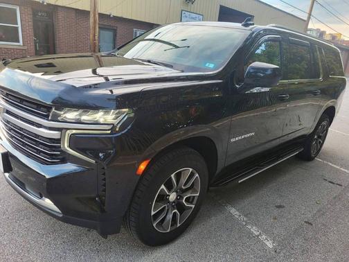 2021 Chevrolet Suburban LT