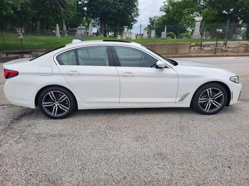 2021 BMW 530 xDrive