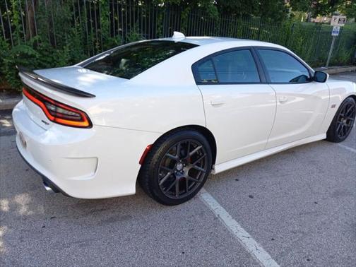 2016 Dodge Charger R/T Scat Pack