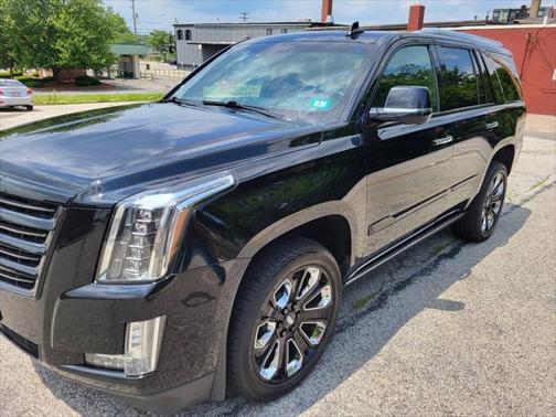 2019 Cadillac Escalade Platinum