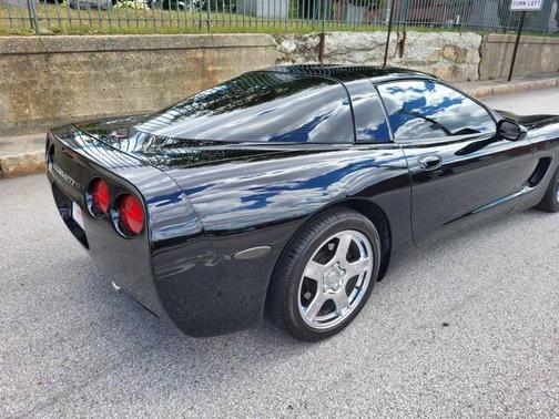 1999 Chevrolet Corvette Base