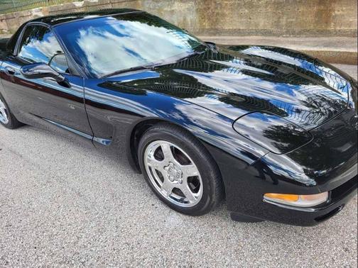 1999 Chevrolet Corvette Base