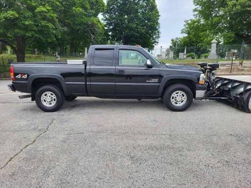 2002 Chevrolet Silverado 2500 LT H/D Extended Cab