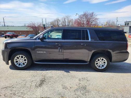 2016 GMC Yukon XL SLE