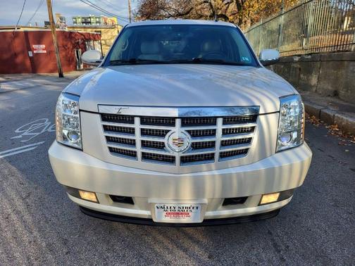 2013 Cadillac Escalade Luxury