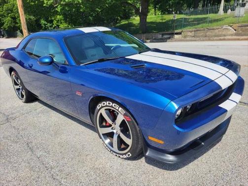 2011 Dodge Challenger SRT8