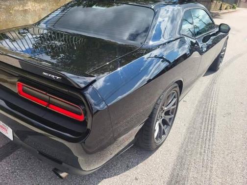 2015 Dodge Challenger SRT 392