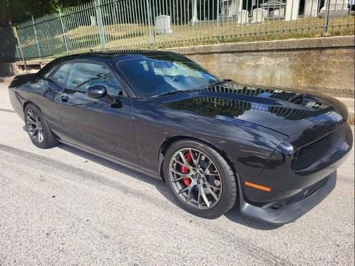 2015 Dodge Challenger SRT 392