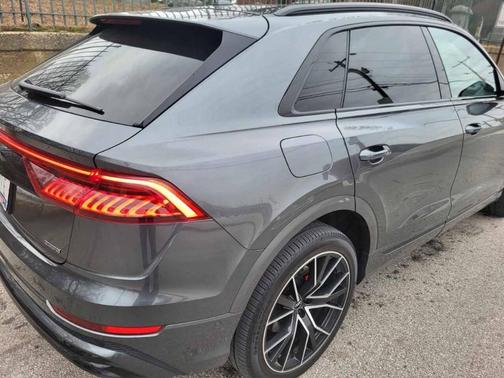 2021 Audi Q8 55 Premium Plus
