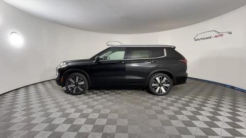 2025 Mitsubishi Outlander PLATINUM EDITION 2.5 S-AWC