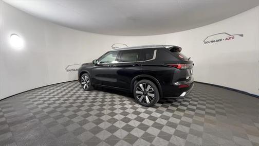 2025 Mitsubishi Outlander PLATINUM EDITION 2.5 S-AWC