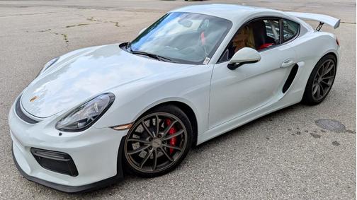 2016 Porsche Cayman GT4