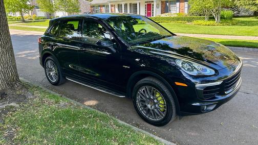 2016 Porsche Cayenne E-Hybrid S