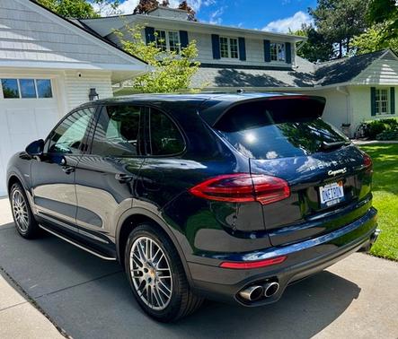 2016 Porsche Cayenne E-Hybrid S