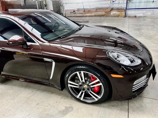 2016 Porsche Panamera Panamera Turbo Executive