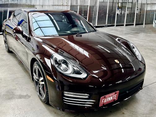 2016 Porsche Panamera Panamera Turbo Executive