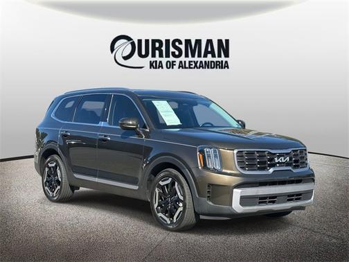 2023 Kia Telluride S