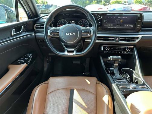 2022 Kia K5 GT