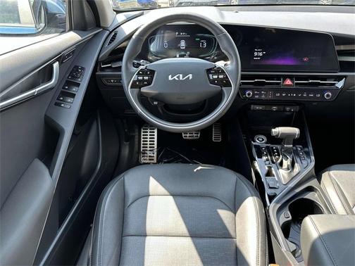 2024 Kia Niro SX Touring