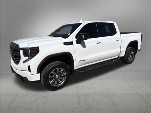 Summit White 2024 GMC Sierra 1500 AT4