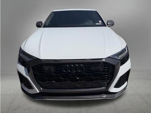 Glacier White Metallic 2024 Audi RS Q8 4.0T quattro