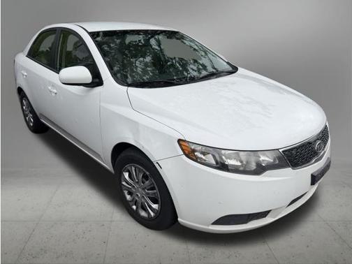 Clear White 2011 Kia Forte LX