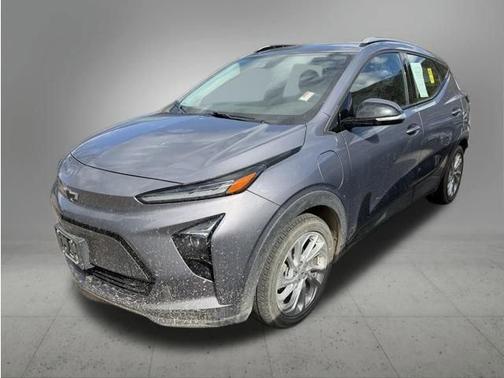 Gray Ghost Metallic 2023 Chevrolet Bolt EUV LT