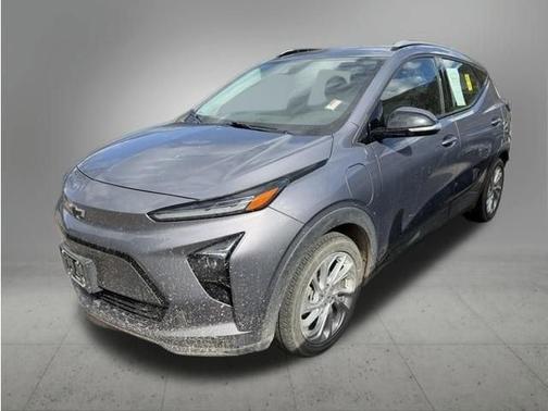Gray Ghost Metallic 2023 Chevrolet Bolt EUV LT
